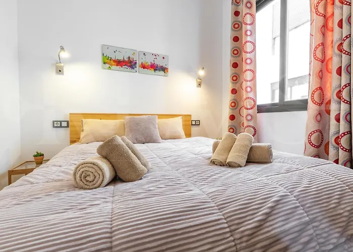 Cozy Flat With Common Pool & Parking - Center By Rems Apartamento *