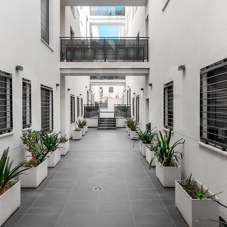 Apartment Cozy Flat With Common Pool & Parking - Center By Rems Malaga